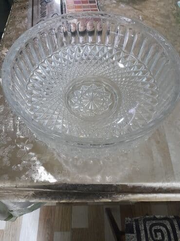 Şüşə kristal qab - Material: qalın, şəffaf şüşə (kristal effektli) - lalafo.az -da Şüşə kristal qab - Material: qalın, şəffaf şüşə (kristal effektli) -