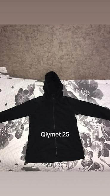 25 manata jaket. Jordan brendidir. Barterdə var — 1