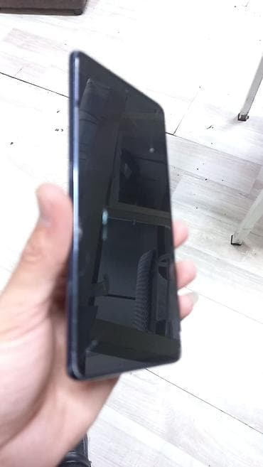 galaxy s20 ekran: Samsung Galaxy S20, rəng - Mavi, Qırıq — 2
