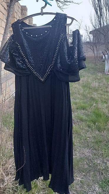 bape azerbaycan: Qara ziyafət geyimi Arginal birentdi və Azerbaycan yoxdu - Model — 1