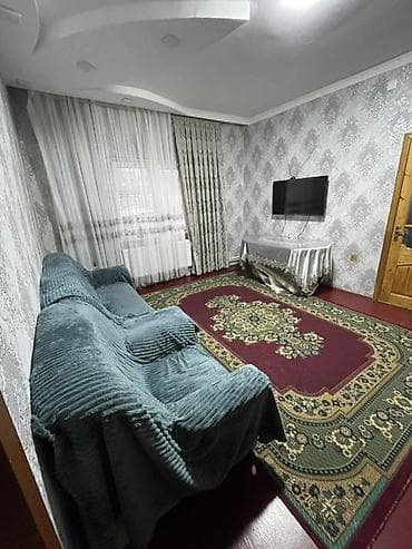 kiraye evler rayonlarda: Salam kiraye heyet evi 2 otaqli verlir Mektebe yaxin Bravo araz — 1