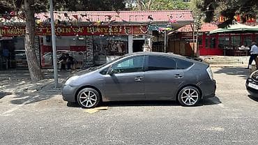 afdamabiler: Toyota Prius: 1.5 l | 2008 il Hetçbek — 4