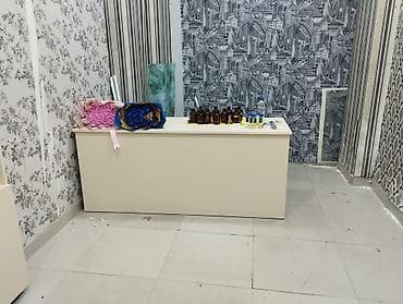 Biznes üçün avadanlıq: Mağaza üçün mebel dəsti – vitrin rəf sistemi və kassir/iş masası — 4
