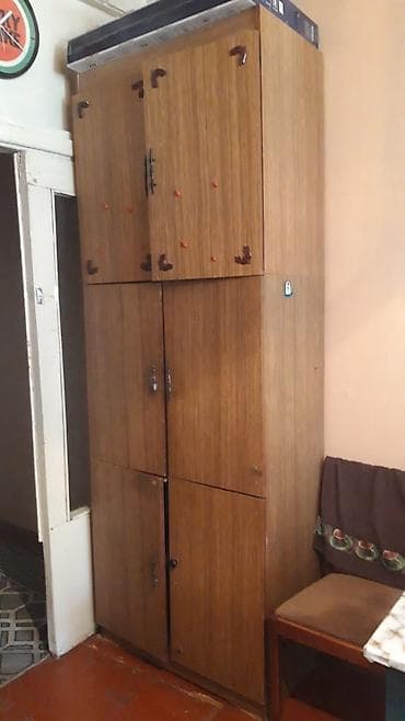4 ədədi Taxta şkaf – çoxbölməli, hündür model - Material
