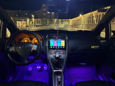 kia clarus 1997: Toyota Auris: 1.4 l | 2010 il Sedan — 1