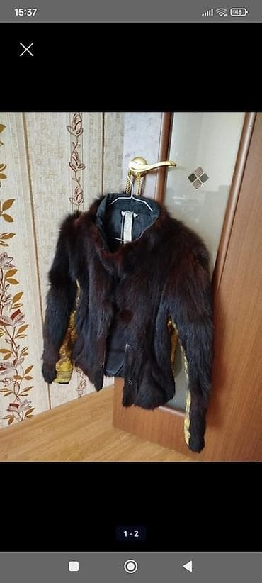 Qadın kürkü - Material: təbii tünd qəhvəyi kürk (qısa/orta tüklü