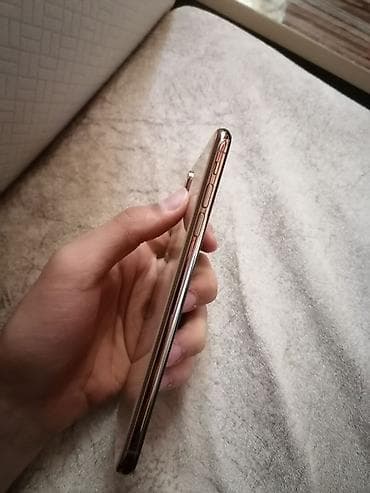 iphone aux kabel: IPhone Xs Max, Qızılı, Face ID — 3