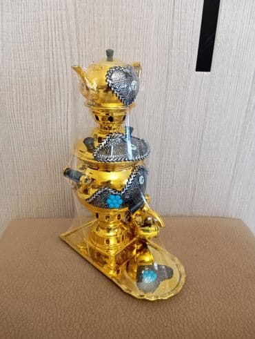 Yolka işıqları: Suvenir samovar — 2
