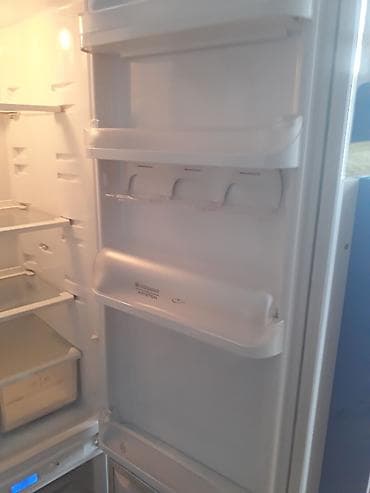 soyuducu et ucun: 2 qapılı Hotpoint Ariston Soyuducu Satılır, rəng - Ağ — 2