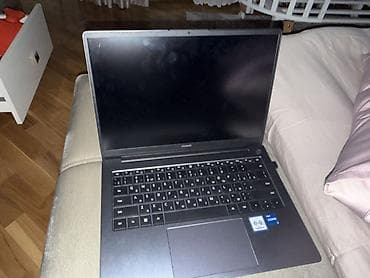 samsung galaxy tab 4: Huawei noutbuk - Seriya: Huawei MateBook (şassi – qara/alüminium — 2