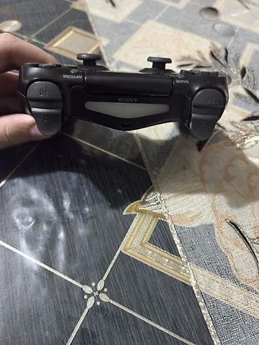 Видеоигры и приставки: PlayStation DualShock 4 (PS4) gamepad – orijinal dizayn, qara rəng — 5