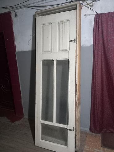 2107 qapi: Ağ rəngdə taxta iç qapı – şüşəli ela veziyetde 25manata her seyi — 1