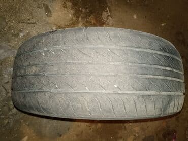 резина на авто: 1 ed qiyməti qeyd olunub. 2ədəd avtomobil şini — 9