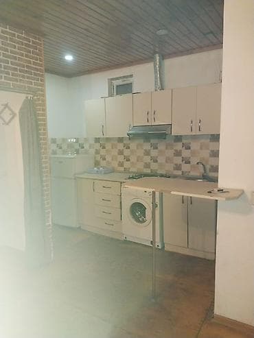 metbex mebileri: 400 azn komunal ayrı

2 və 3 nəfərdən artıq olmasın

Qizlar — 4