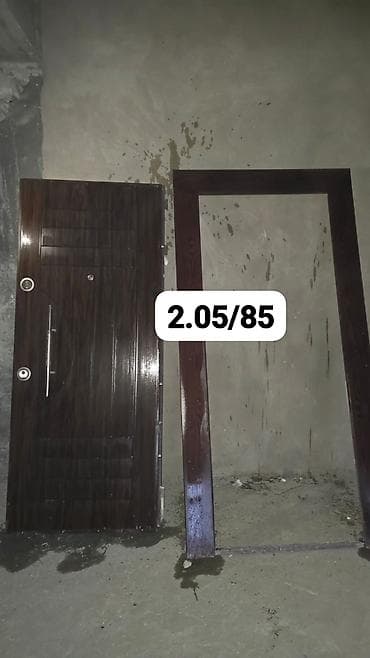 giris qapi: Metall qapı dəsti - Material: möhkəm metal gövdə, taxta naxışlı tünd — 1