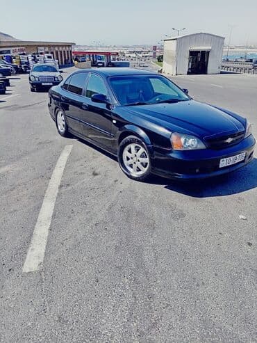 tək oturacaqlar: Chevrolet Evanda: 1.8 l | 2005 il Sedan — 1
