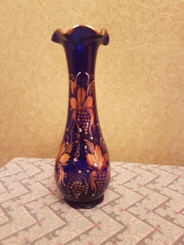 ○ G Ü L D A N ○ Rusiya istehsalı. Hündürlüyü - 34 sm. Qiyməti -