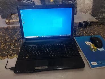 Fujitsu noutbuku Xüsusiyyətlər: - Ekran: təxminən 15.6" geniş format — 1