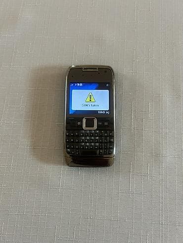 philips xenium 9@9s: Nokia E72 — 1
