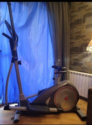 sakit sintezator: Elliptik trenajor (velosiped+stepper kombinə) - Tam bədən üçün kardio — 1