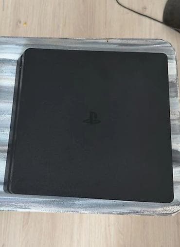 PlayStation 4 slim tam ideal vəziyyətdədir. 500 gb. Üstündə bir eded