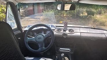 suru: VAZ 2101 “Jiquli” sedan - Kuzov: 4 qapılı, ağ rəng. Orijinal klassik — 5