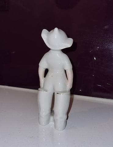 gips heykel: Ssri farfor fiqur. İdeal.ünvan Əhmədli. Vatsapla əlaqə saxlaya — 4