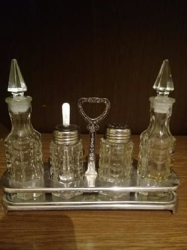 Информатика: 50 ci iillerin naboru qedmidi. Birinin bawinda balaca qopugu var — 1