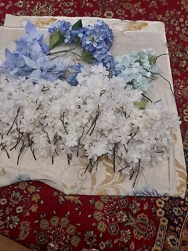 Süni dekorativ güllər dəsti - Rəng palitrası: ağ, açıq mavi, göy və — 5