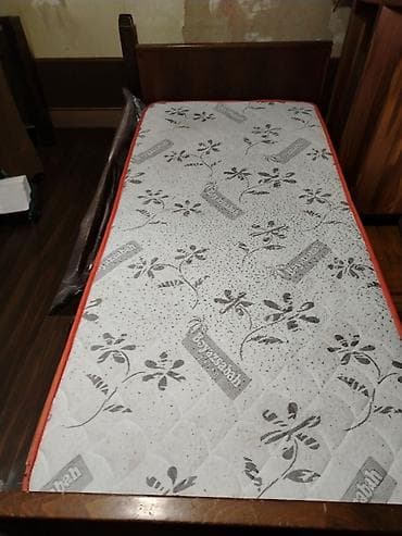 matras ikinci el: Tək nəfərlik çarpayı. işlənmiş. sovet Malı. 40 Azn — 1