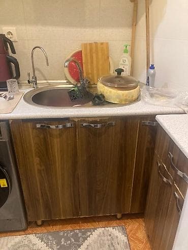 Moykada verilir

Mətbəx mebeli satılır ölçü 2m 17 cm — 3