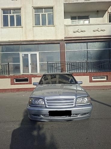 hyundai elantra diffuser: Mercedes-Benz C-Class: 2.3 l | 2000 il Sedan — 3