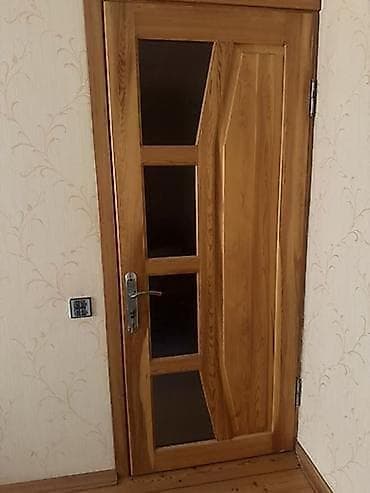 Qonaq otağı üçün İşlənmiş Otaq qapısı Zamok ilə, Ünvandan götürmə