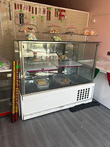 https:promo.bizon.az: Soyuducu vitrin 700 Azn.Tam işləkdir eni 1.50.Ünvan — 1