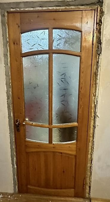 darvaza 2 ci el: Qonaq otağı üçün İşlənmiş Otaq qapısı Şəbəkə ilə, Zəmanətli, Ödənişli quraşdırma, Ünvandan götürmə — 2