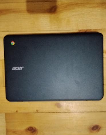 Apple MacBook: Acer — 2