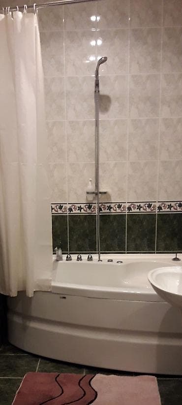 caquzi: Künc yerləşimli hidromasajlı vanna və duş sistemi - Ergonomik künc — 1