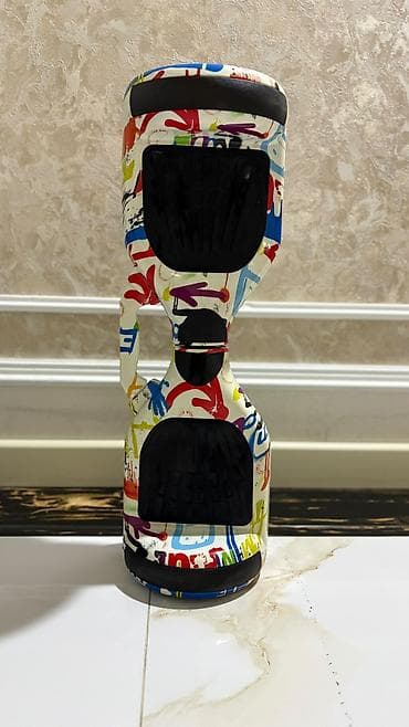 adapt: Elektrikli hoverboard ev daxilində işlədilib əla vəziyyətdədir — 1