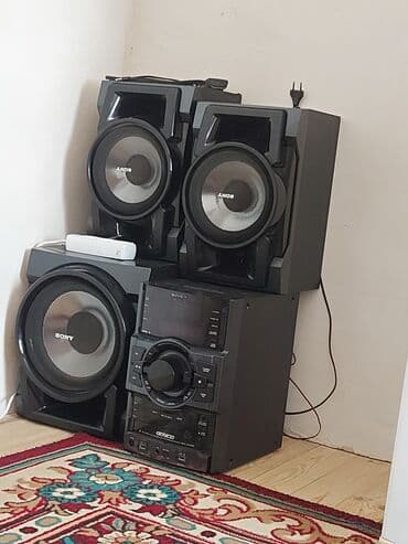səs yazma studiyaları: Sony musiqi mərkəzi. Yüksək keyfiyyətli səsi ilə musiqidən zövq almaq — 1