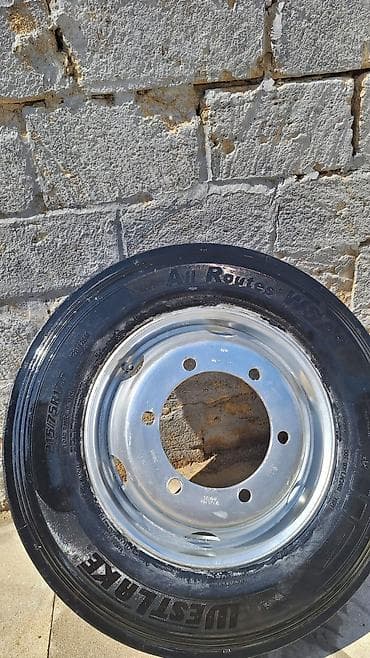 vaz 2106 diskleri: İşlənmiş Disk təkər 215 / 75 / R 17.5, 8 Boltlu — 3