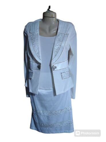 TECLI elaqe ucun zeng vurun mesajlara bos vaxtim olanda