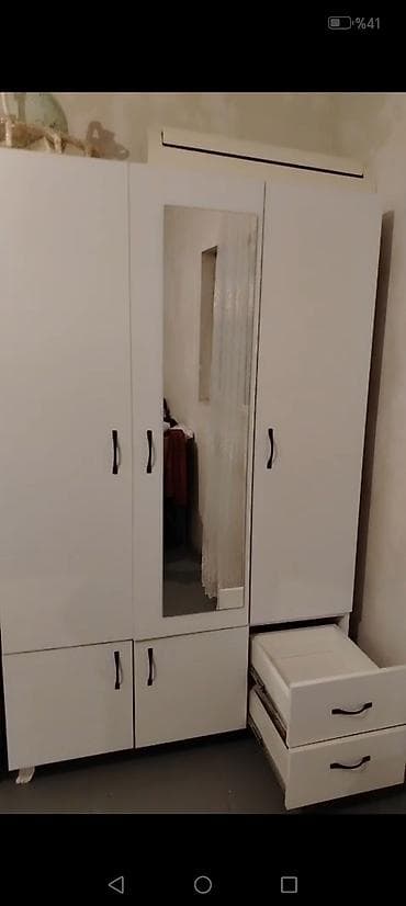 qab skafi: 3 qapılı, Güzgülü, Ağ, Digər material, Açılan, Düz dolab — 3