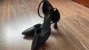 Ölçü: 39, rəng - Qara, Yeni