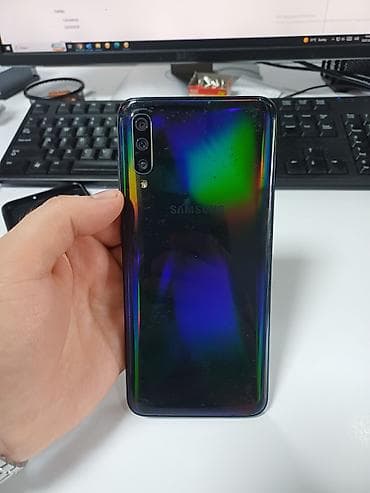 Samsung Galaxy A70, 128 ГБ — 5