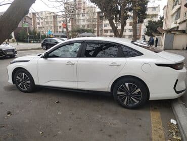 changan benni mini: Changan Qiyuan A06: 1.5 l | 2024 il 18000 km Sedan — 5