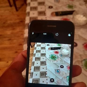 IPhone 7, Qara, Barmaq izi — 5