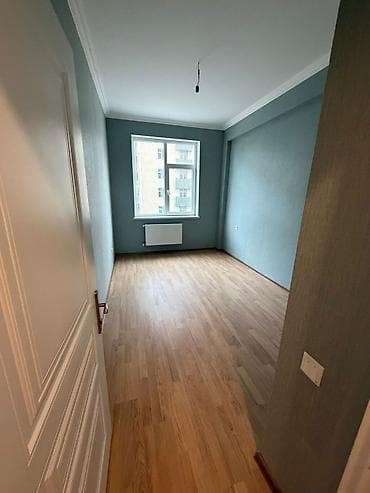 kiraye menzil: Bineqedide azadliq metrosuna yaxin 5/1 mertebesinde 3 otaqli eşiyasiz — 6