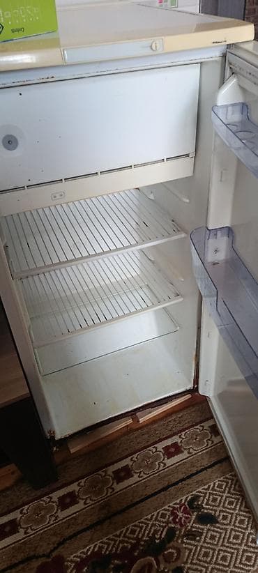 1 qapılı Soyuducu Satılır, rəng - Ağ