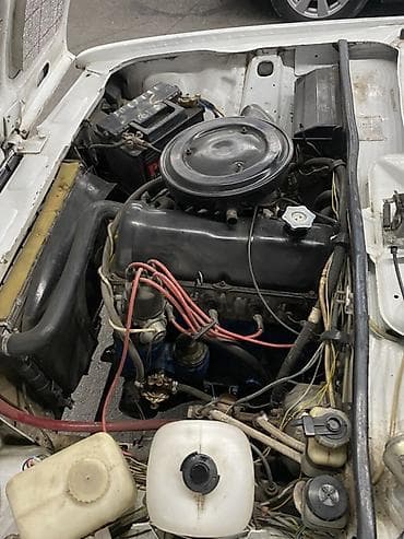 qaz 69 satilir: VAZ 2107 sedan – ağ rəng Xüsusiyyətlər: - Kuzov: 4 qapılı sedan, arxa — 6