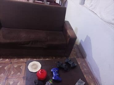 kompüterlər diz ustu: Televizor 140 ekran 1 ədəd Televizor 109 ekran 1 ədəd Pes 3 iki ədəd — 4